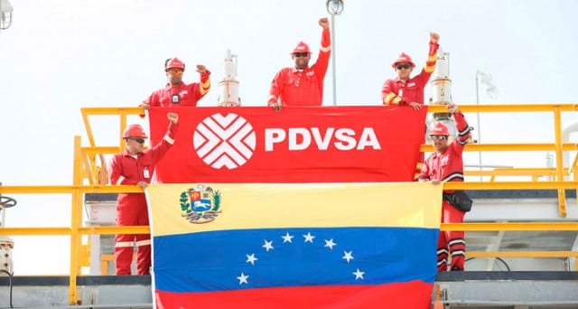 Fra pochi giorni PDVSA dovrà rimborsare bond per 2 miliardi di dollari. Cedole sospese da tempo e paura default alle stelle