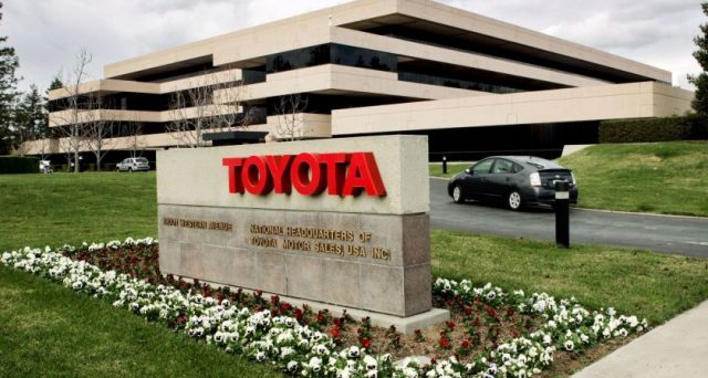 Obbligazioni Toyota Motors in corso e con cedole crescenti fino all'ottobre 2026. Eppure, l'investimento sarebbe poco convincente, specie se rapportato ai livelli di rendimento dell'altro bond circolante e con scadenza 2025. 