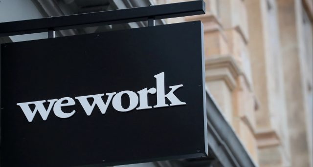 Obbligazioni WeWork in caduta libera dopo la mancata IPO della società a Wall Street e il conseguente declassamento delle agenzie di rating a livelli ancora più 