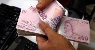 Debito Turchia, sale rischio default