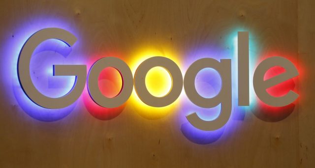 Alphabet, la società madre del colosso di internet, ha collocato sul mercato bond per 10 miliardi di dollari, registrando ordini per oltre tre volte più alti. 