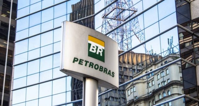 Bond Petrobras in dollari a 10 anni