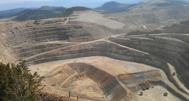 L'ultima emissione di Anglogold conferma rendimenti alti per la società attiva nelle estrazioni auree. Il decennale ha subito messo a segni forti rialzi. 