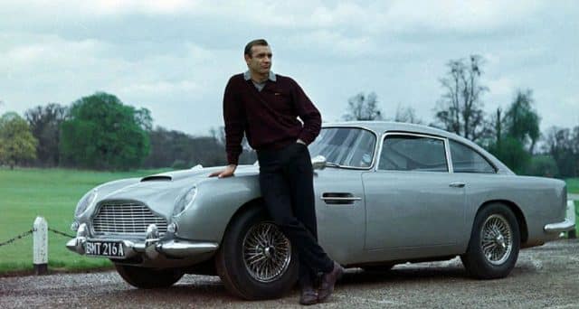 Bond salatissimo per Aston Martin