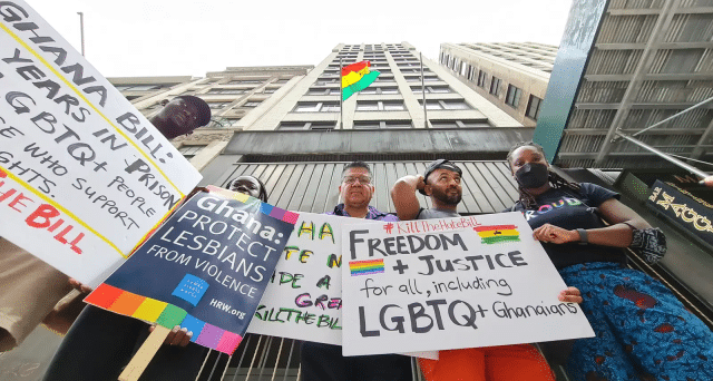 Rinegoziazione bond del Ghana minacciata da legge anti-gay